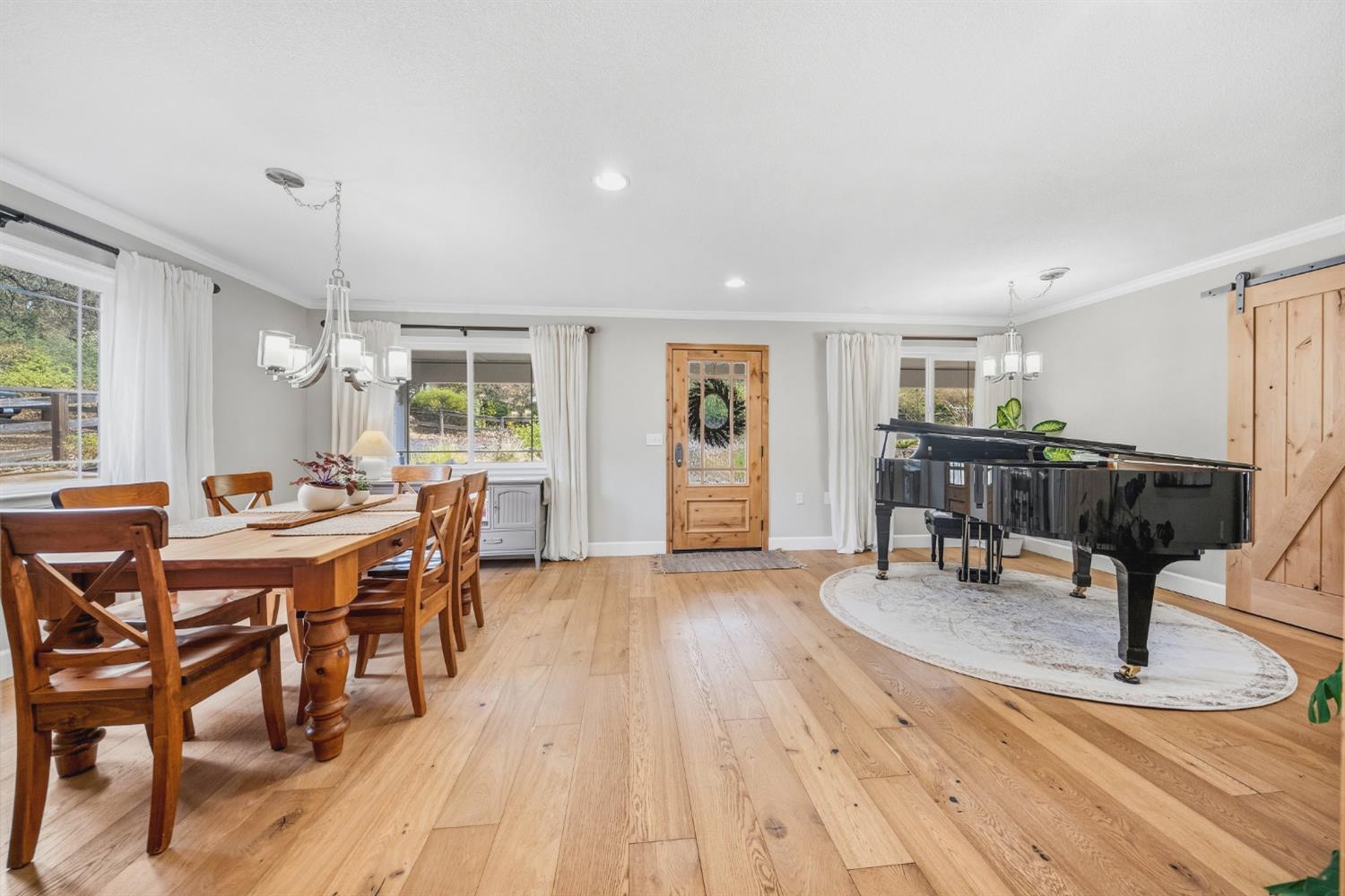 5301 Tioga Lane