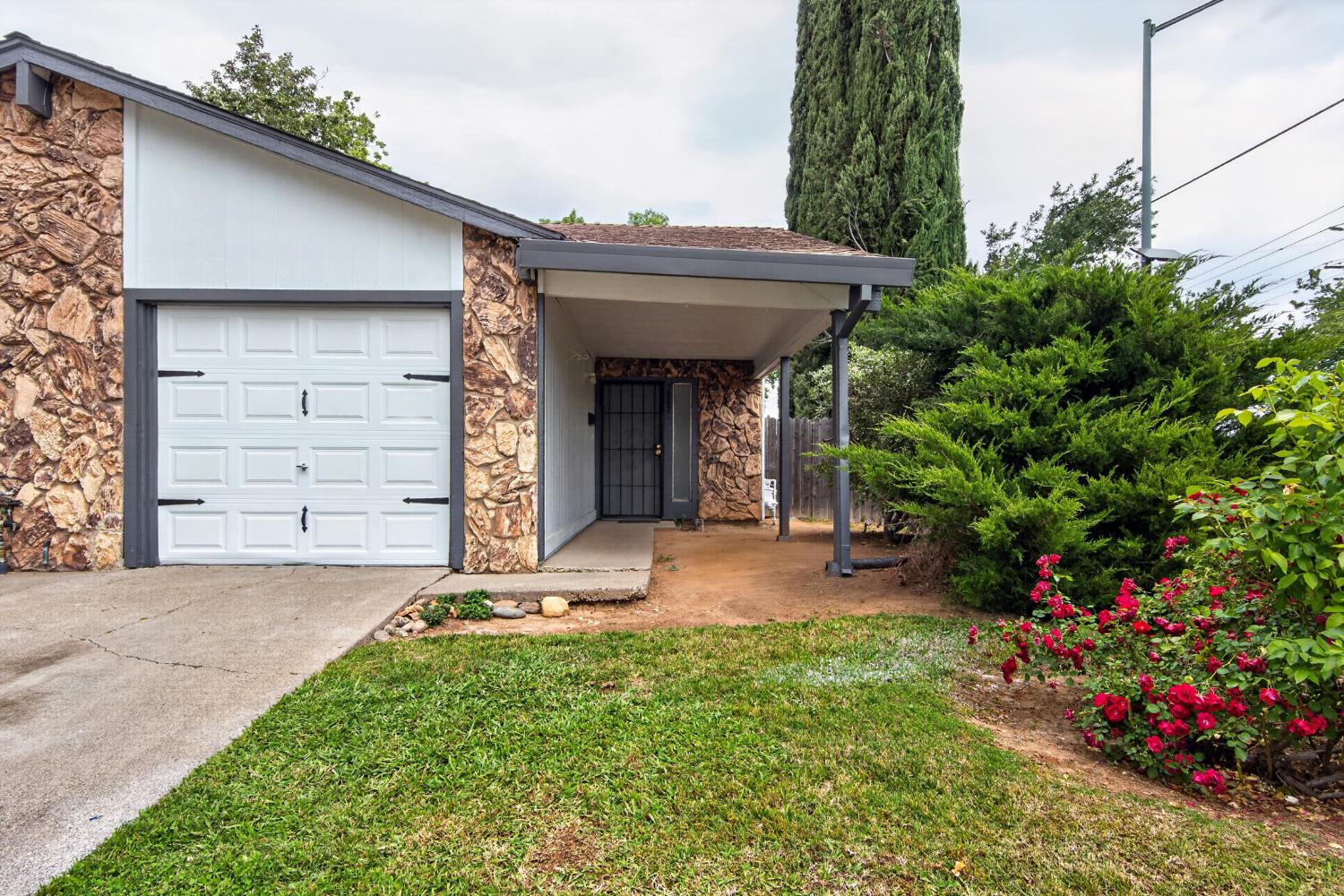 7885 Vista Ridge Drive