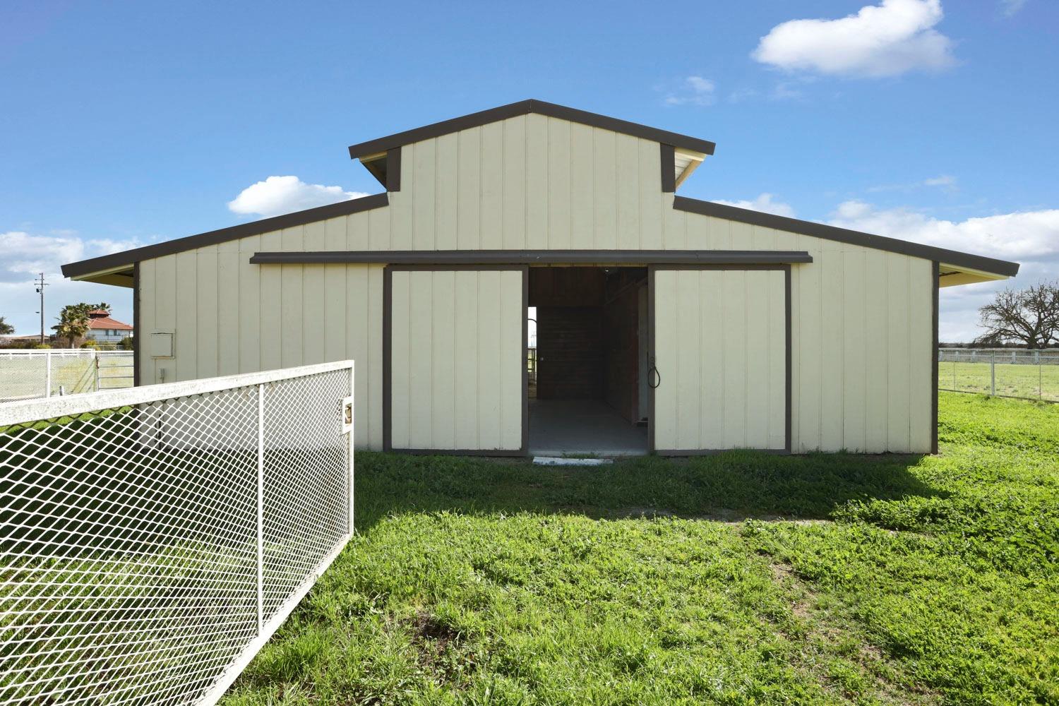 11460 N Alpine