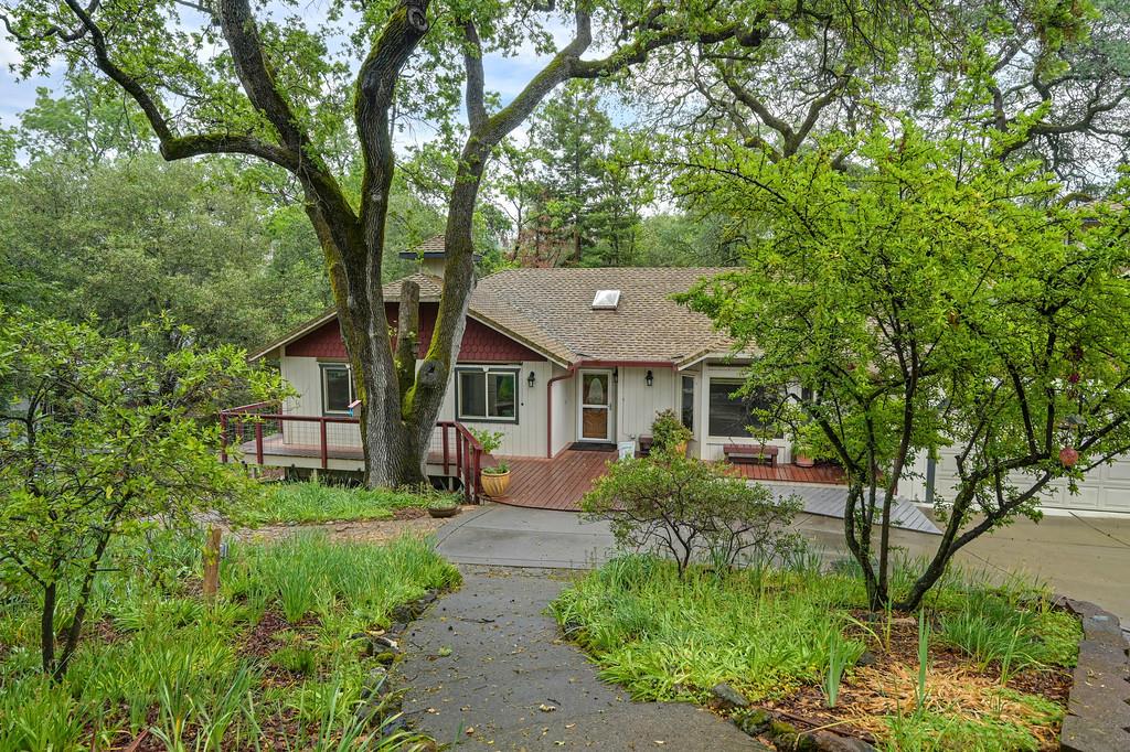 2837 Maryetta Court