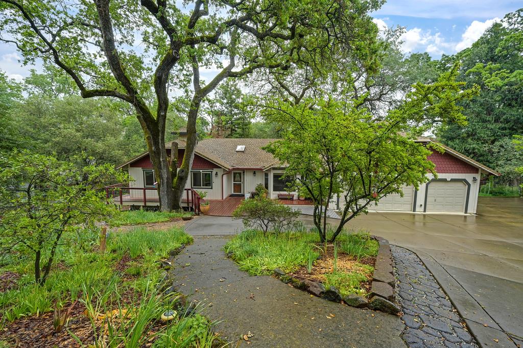 2837 Maryetta Court