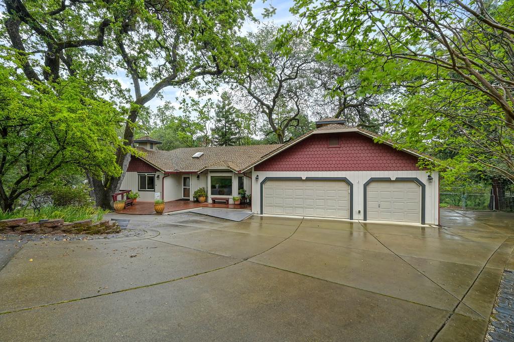 2837 Maryetta Court