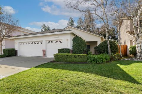 3906 Vistosa Court, Davis, CA 95618 - MLS#: 224153117