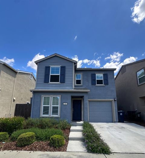 710 Ashwick Loop Sacramento CA 95823