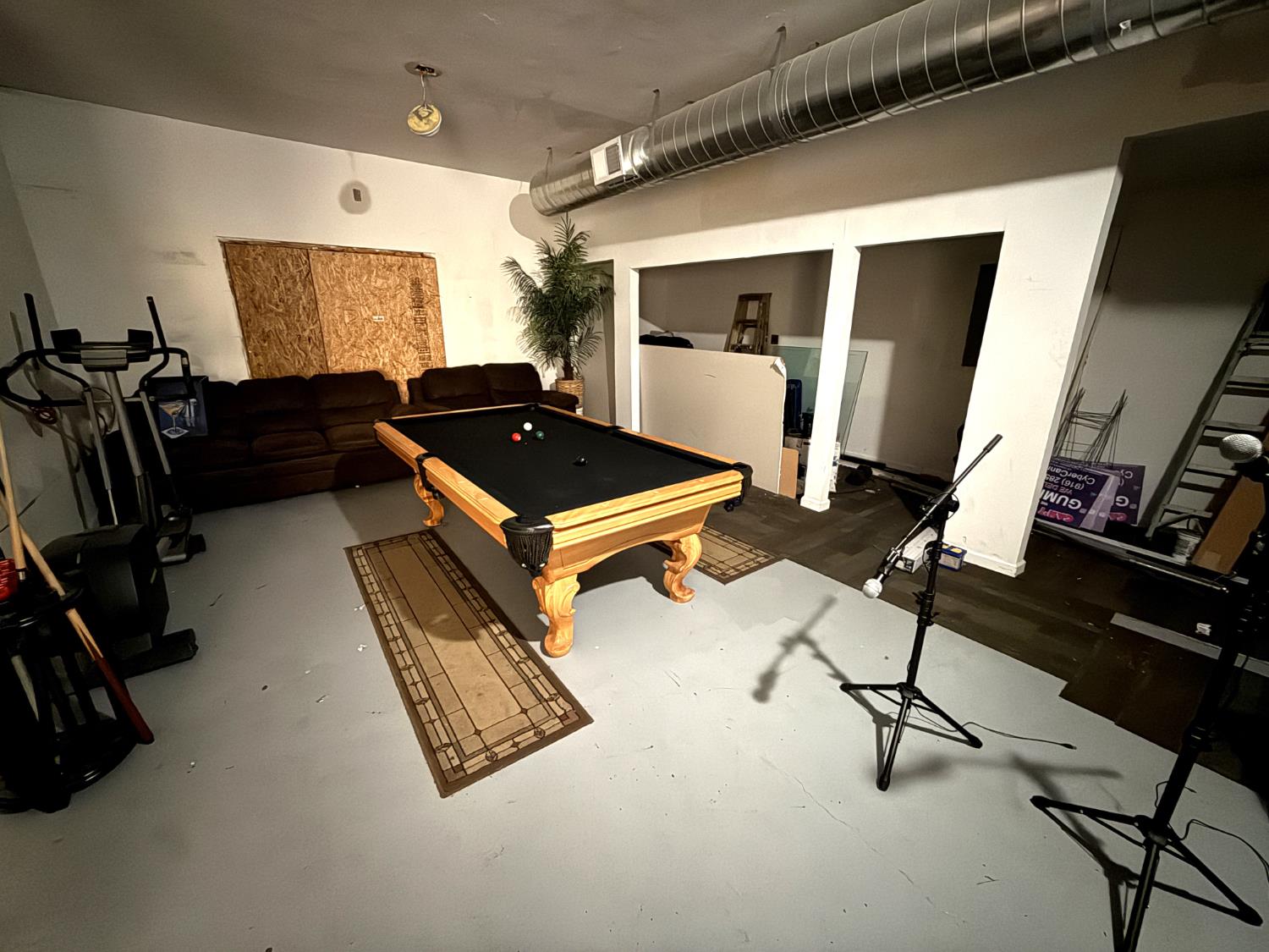 1439 Arcade Boulevard