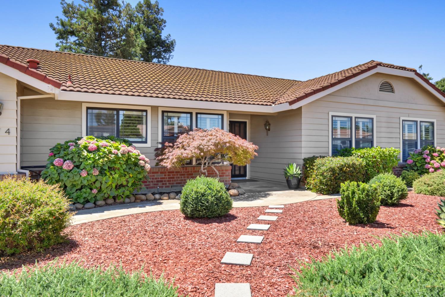 774 Avondale Ct