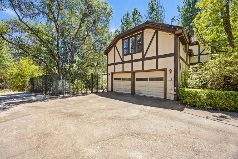 3481 Gold Country Drive
