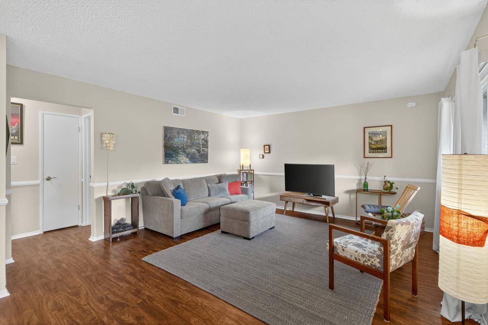 6529 Greenback Lane 1