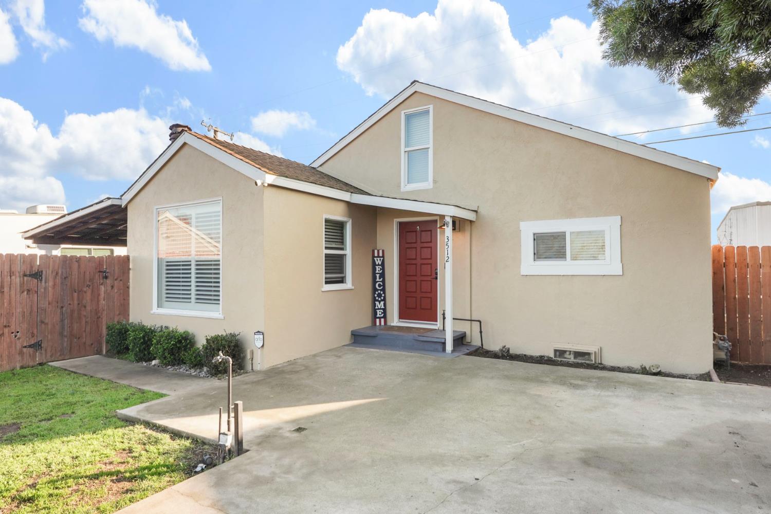 3512 Riverside Drive