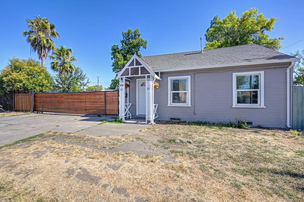 2820 Fruitridge Road