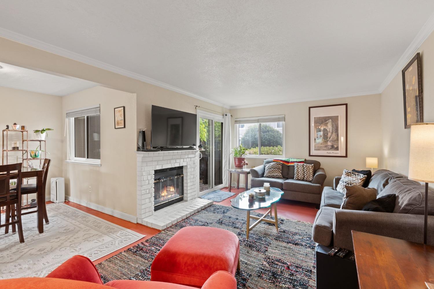 2403 Post Oak Lane