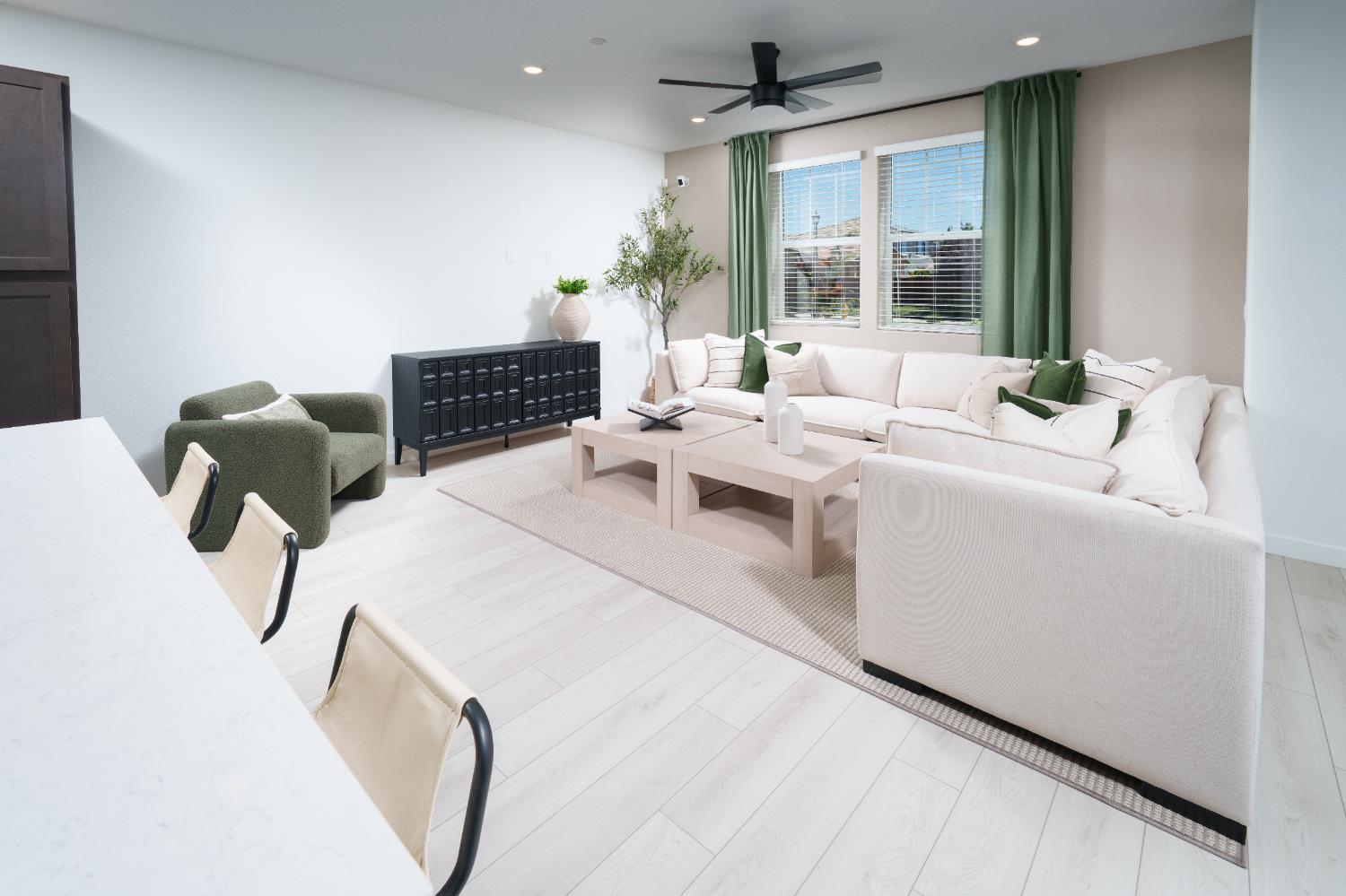 2332 Kaufman Court