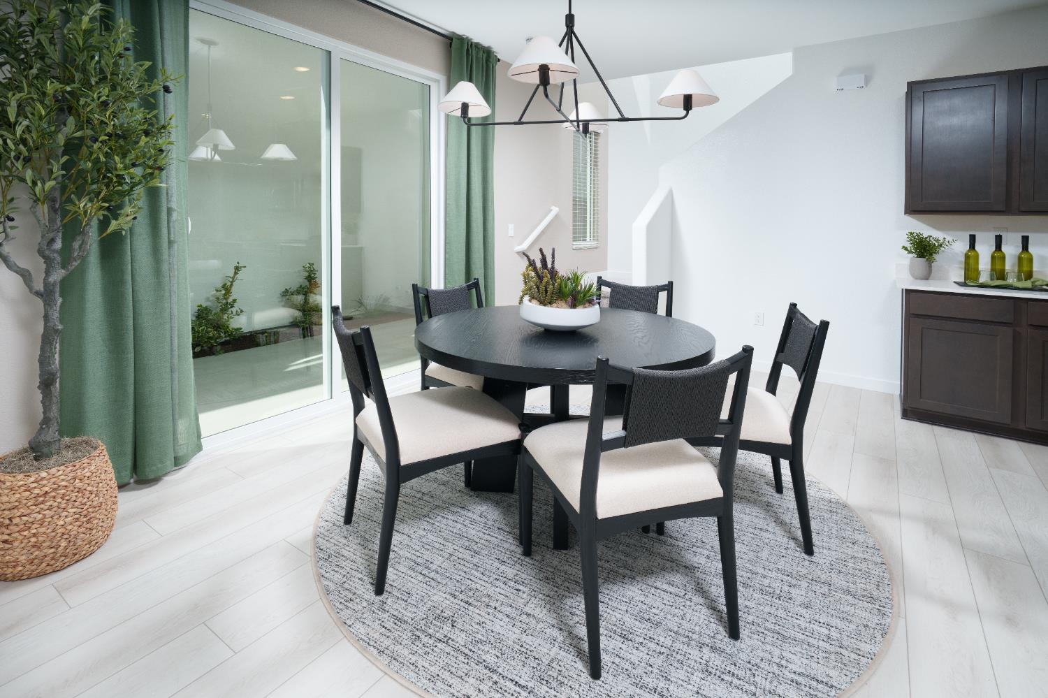 2332 Kaufman Court