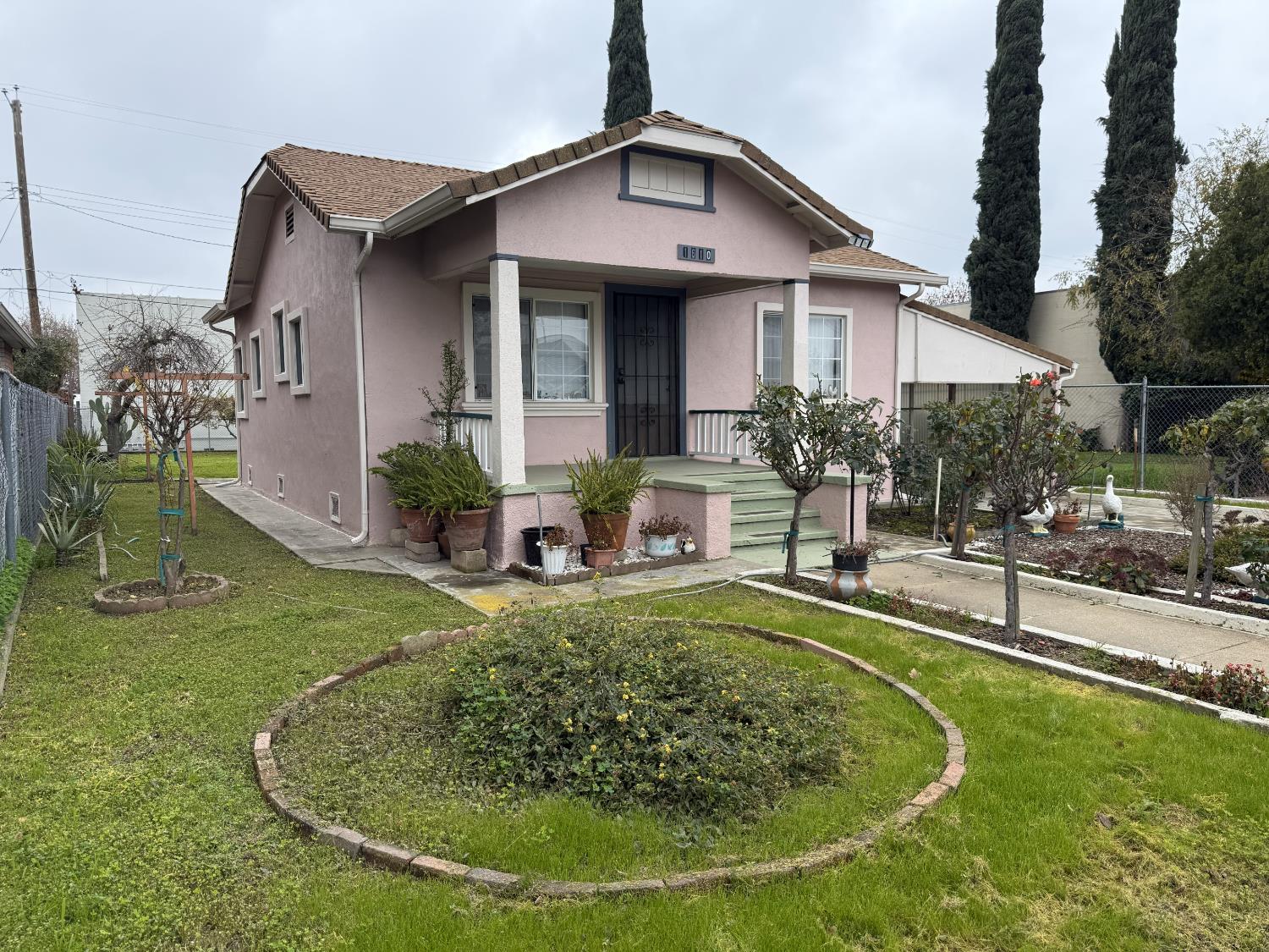 1610 N Basler Street