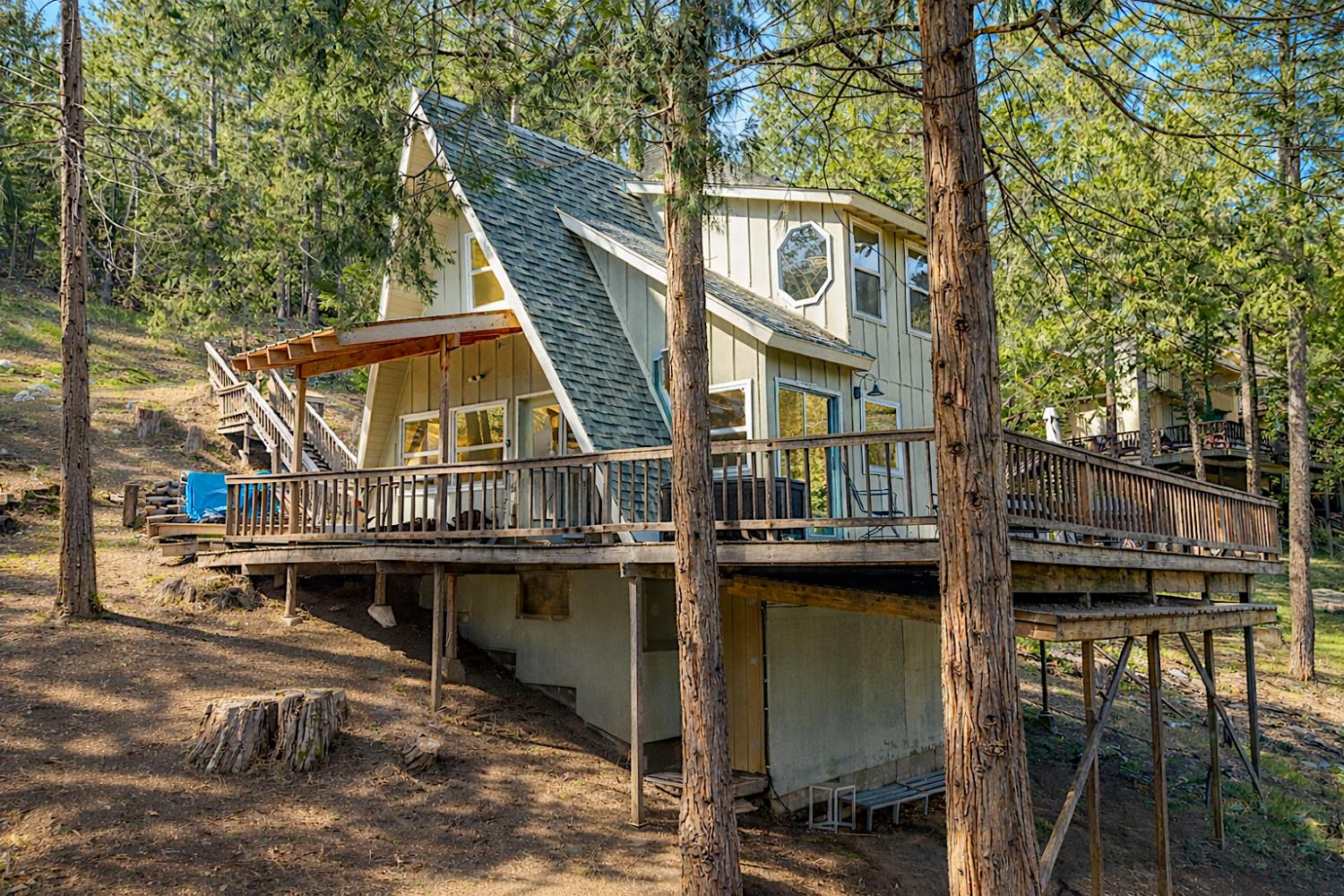 29705 Mariposa Drive