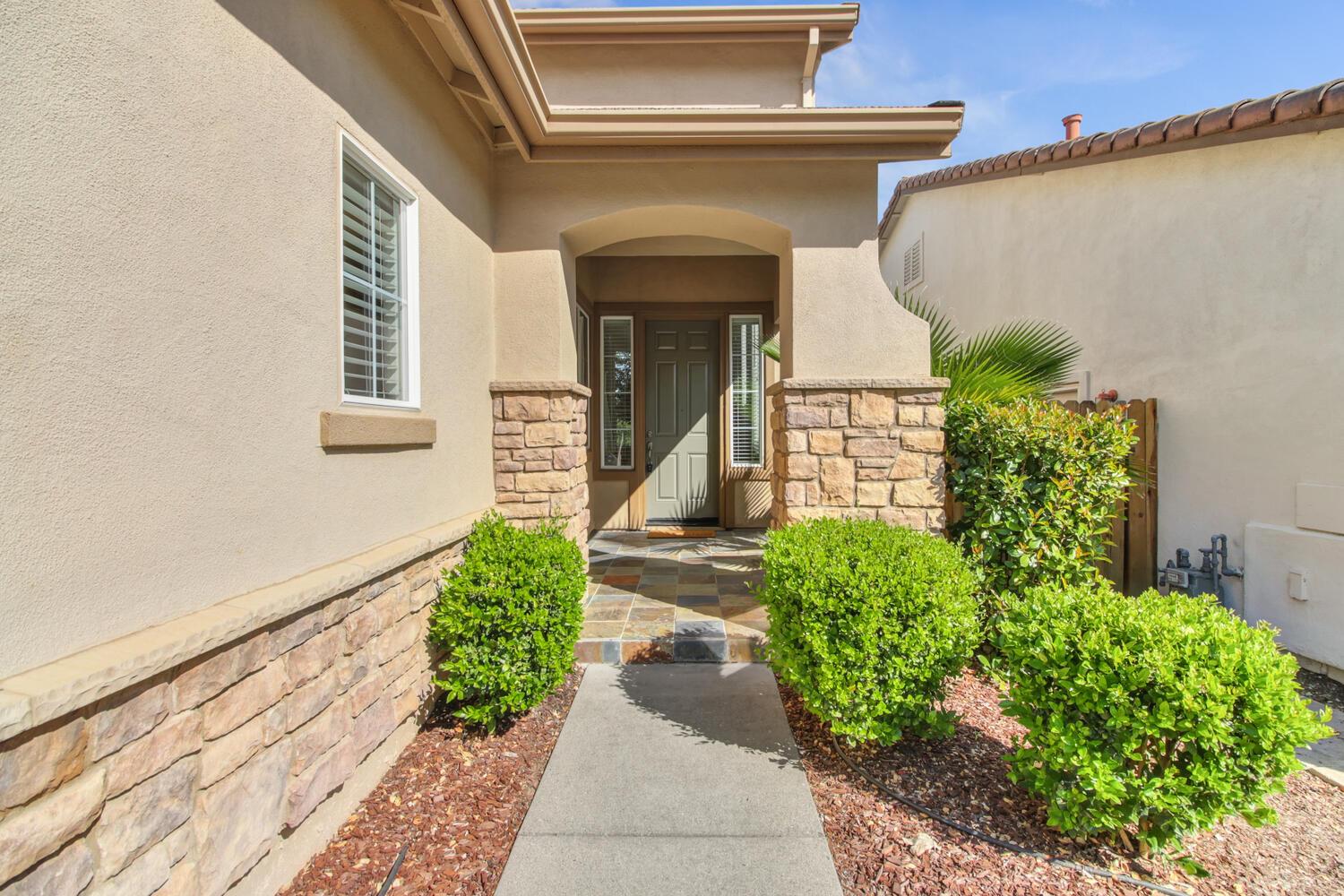 2924 Southcreek Drive