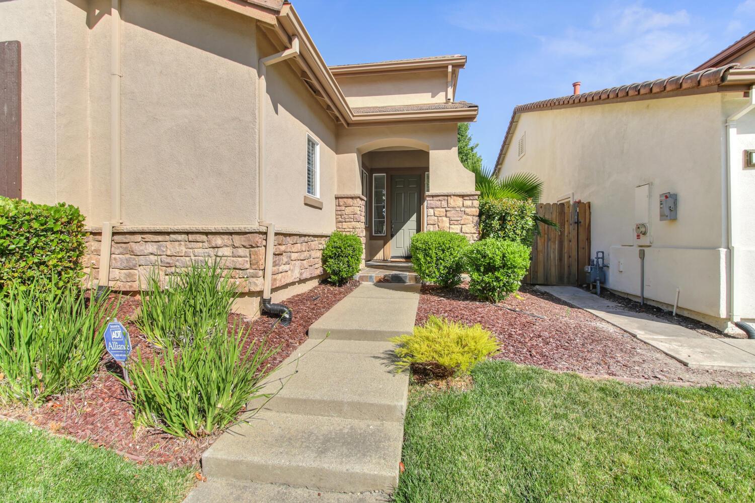 2924 Southcreek Drive