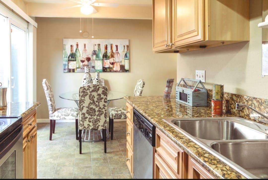 7032 E Fair Oaks Boulevard 20