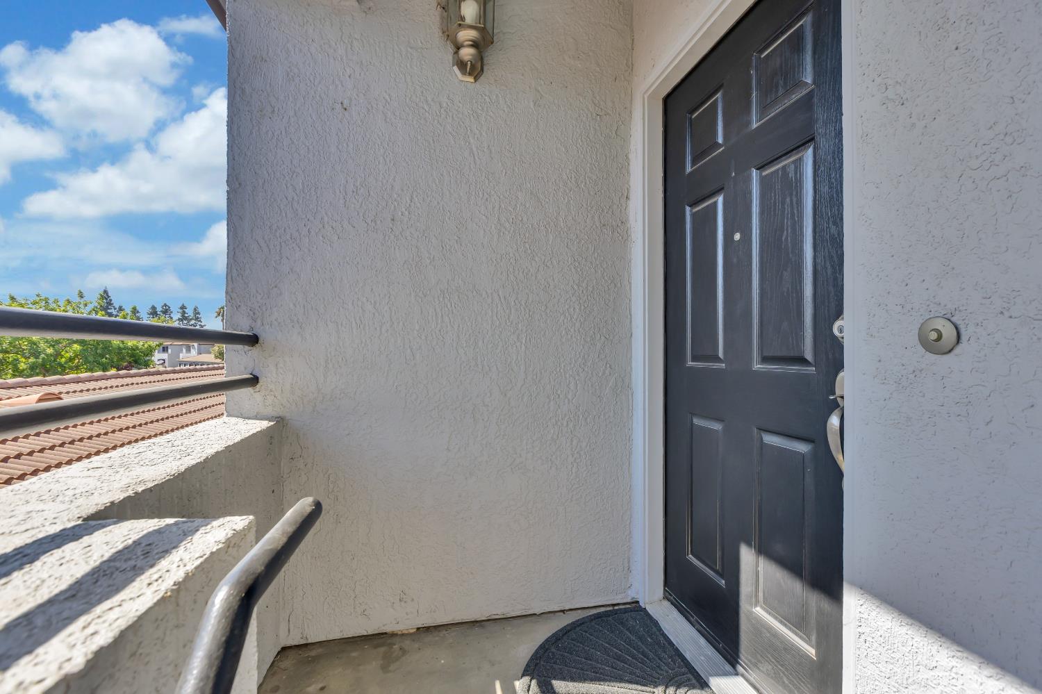 5201 Laguna oaks dr 12