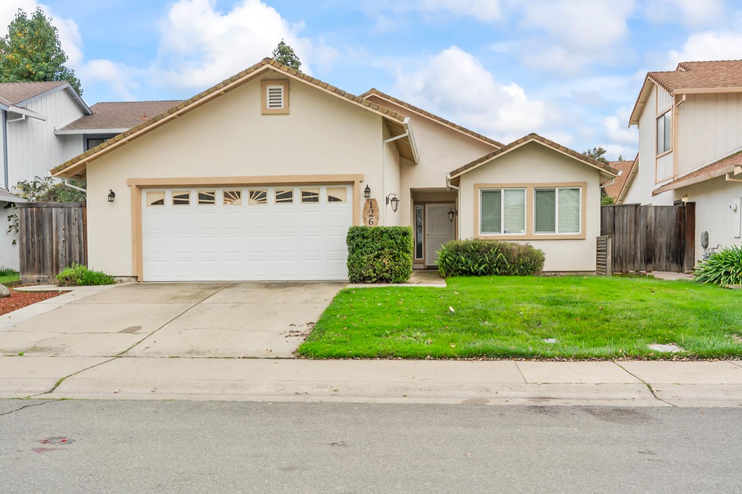 126 River Run Circle