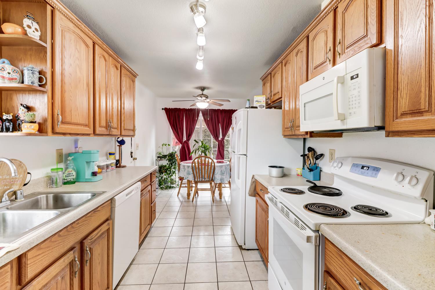 7876 Sunrise Mist Way