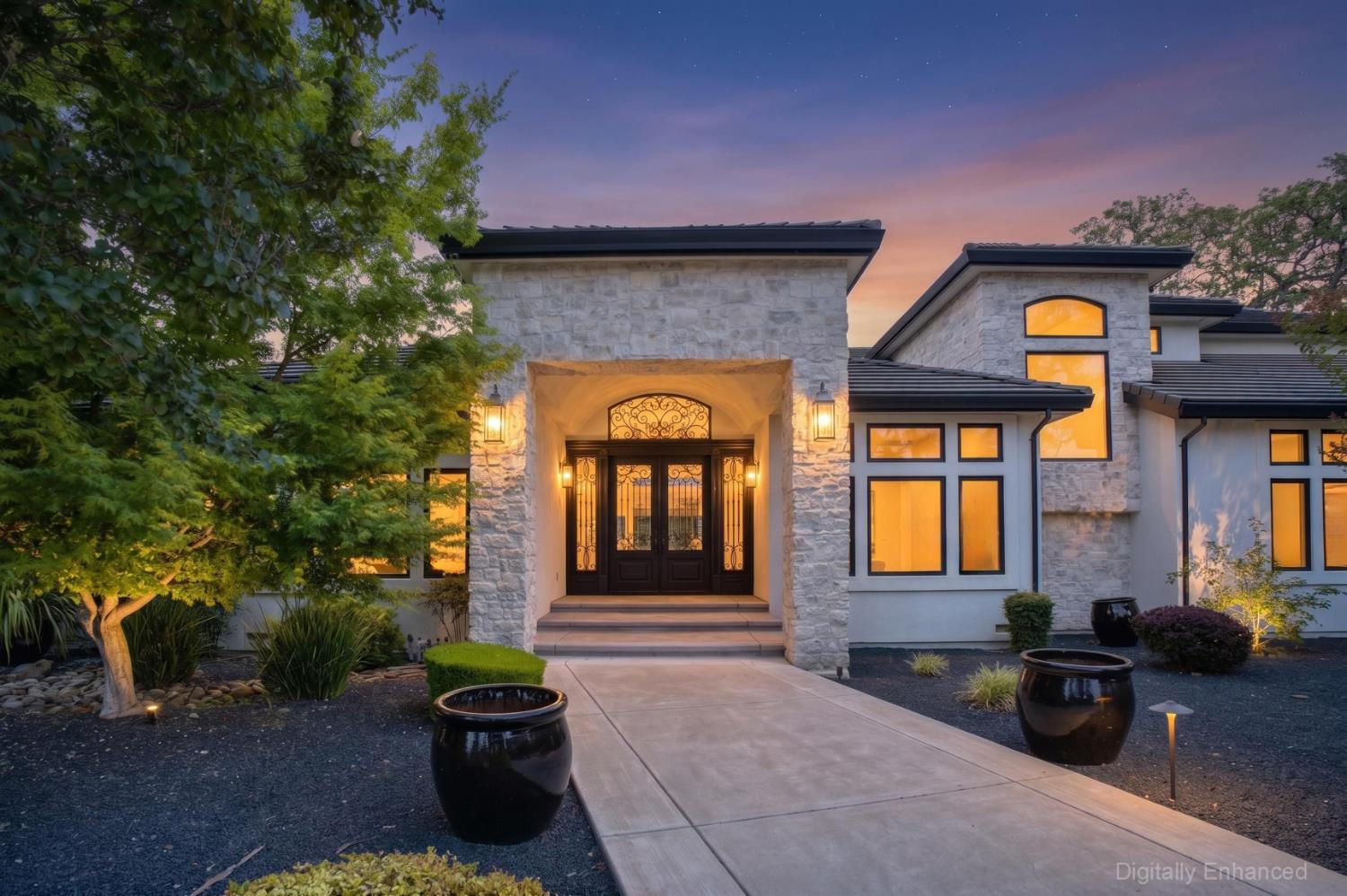 2571 Highland Hills Drive