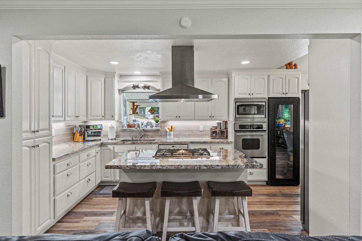 8054 Horseshoe Bar Road