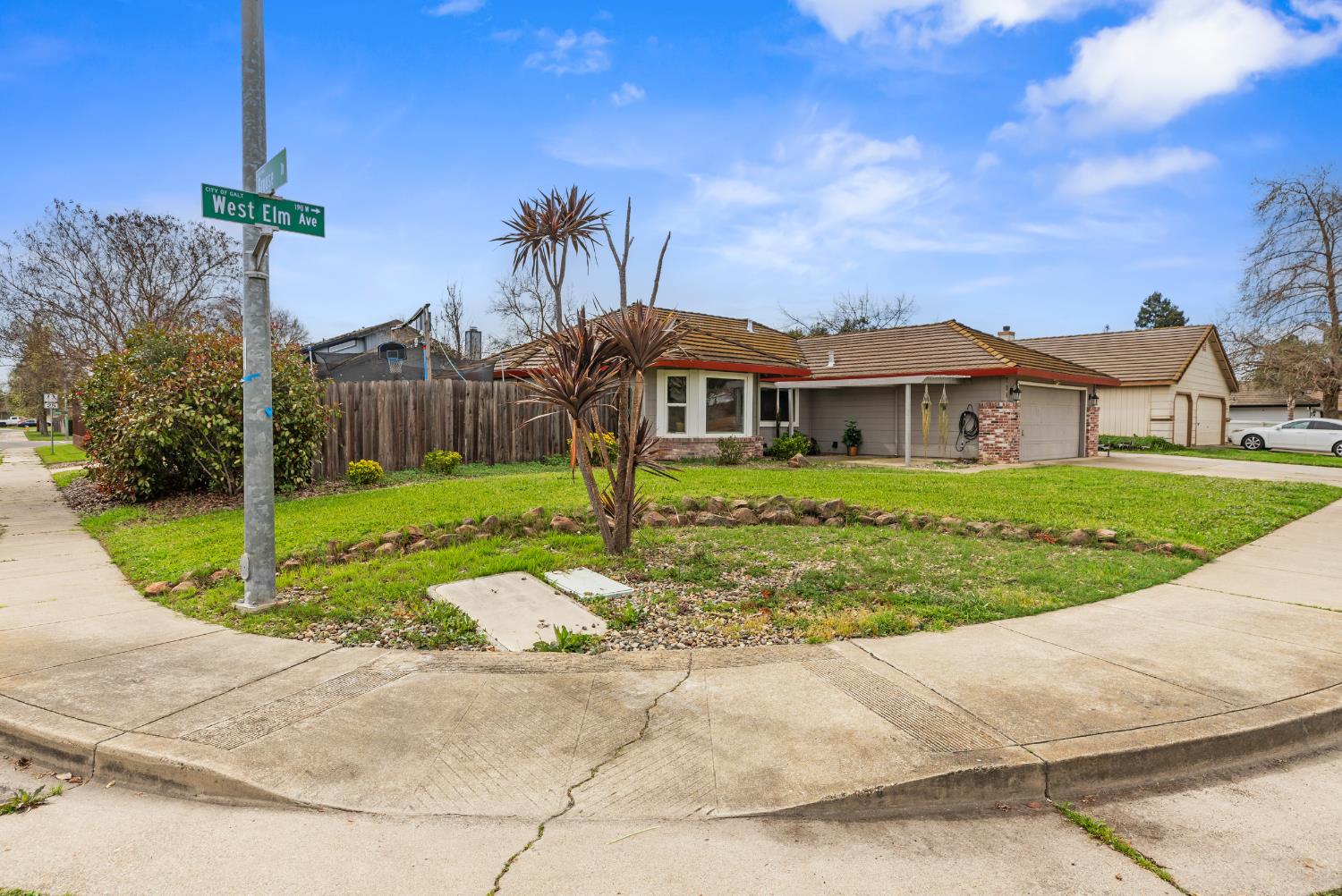 194 W Elm Avenue