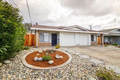 1208 Wayland Avenue Sacramento CA 95825