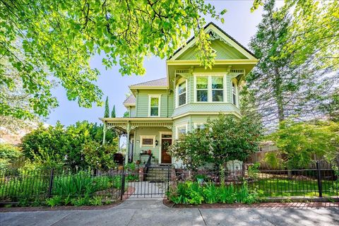 MLS: 225060486