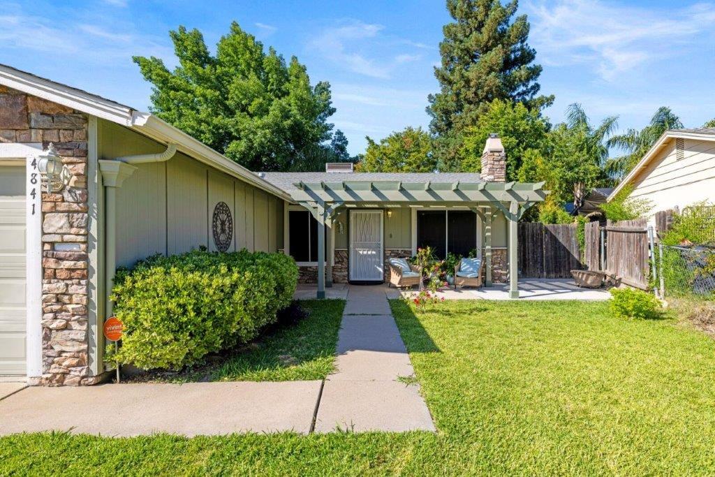 4841 monet Way