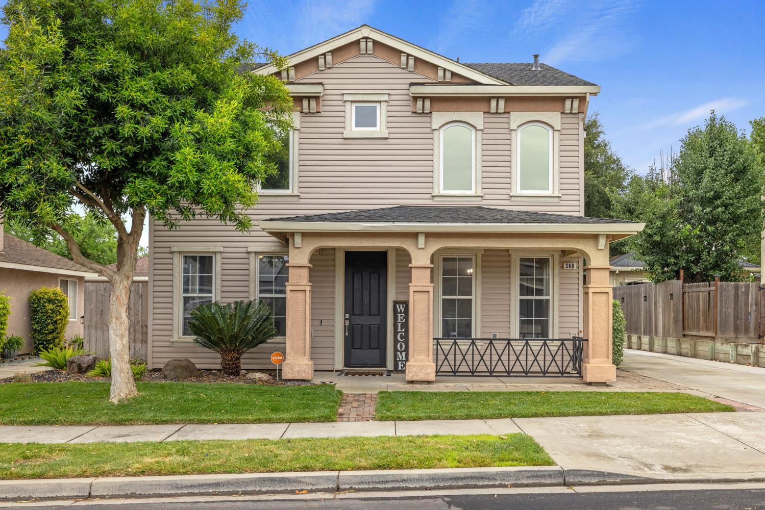 368 Nutcrest Court