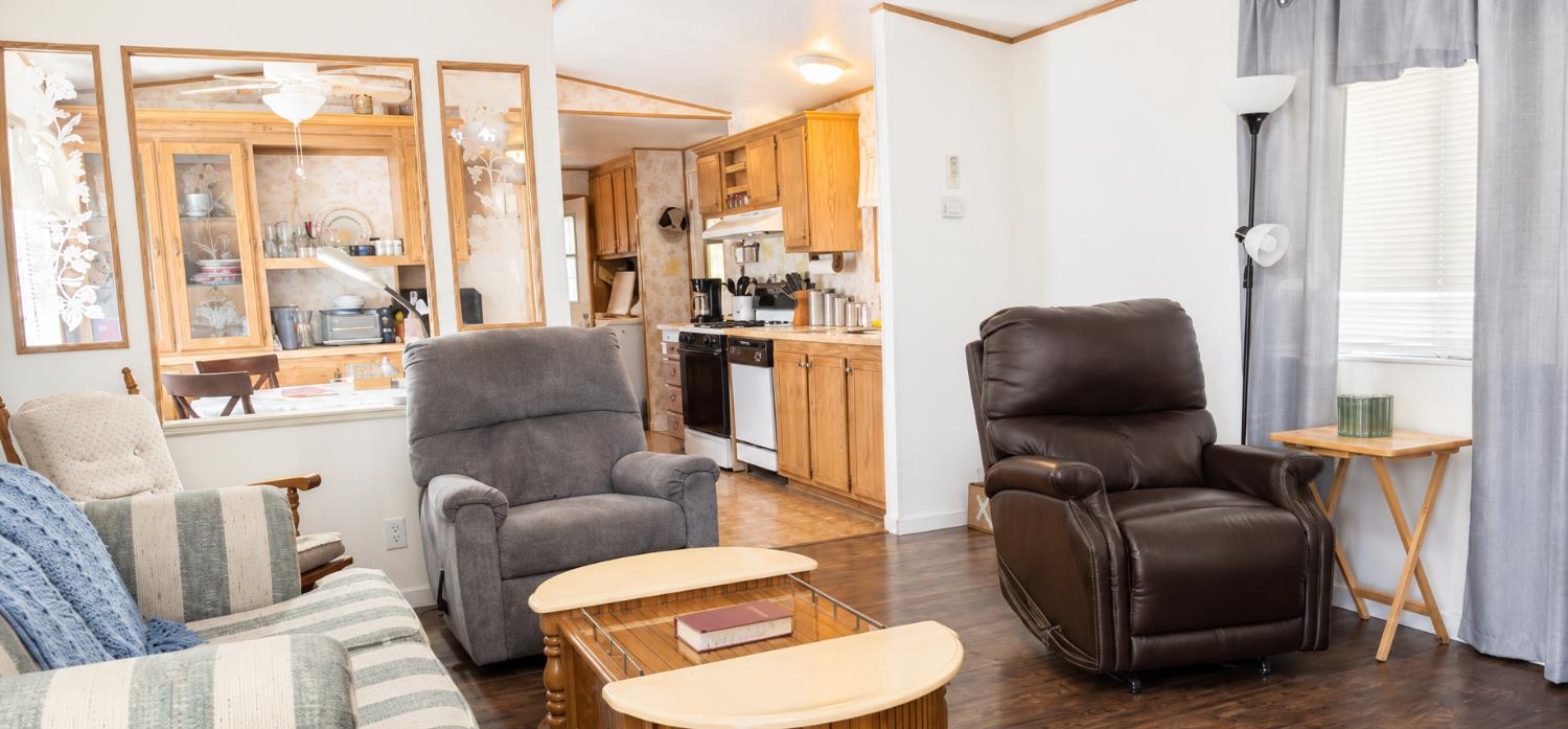2160 Live Oak Boulevard 55