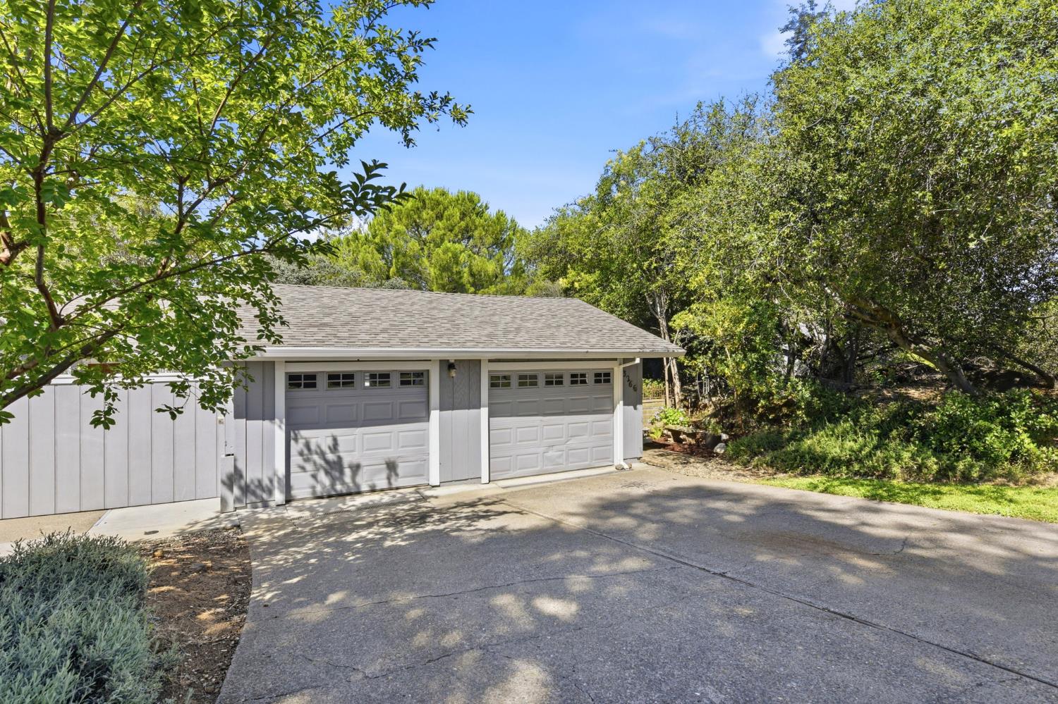 3266 Amethyst Drive