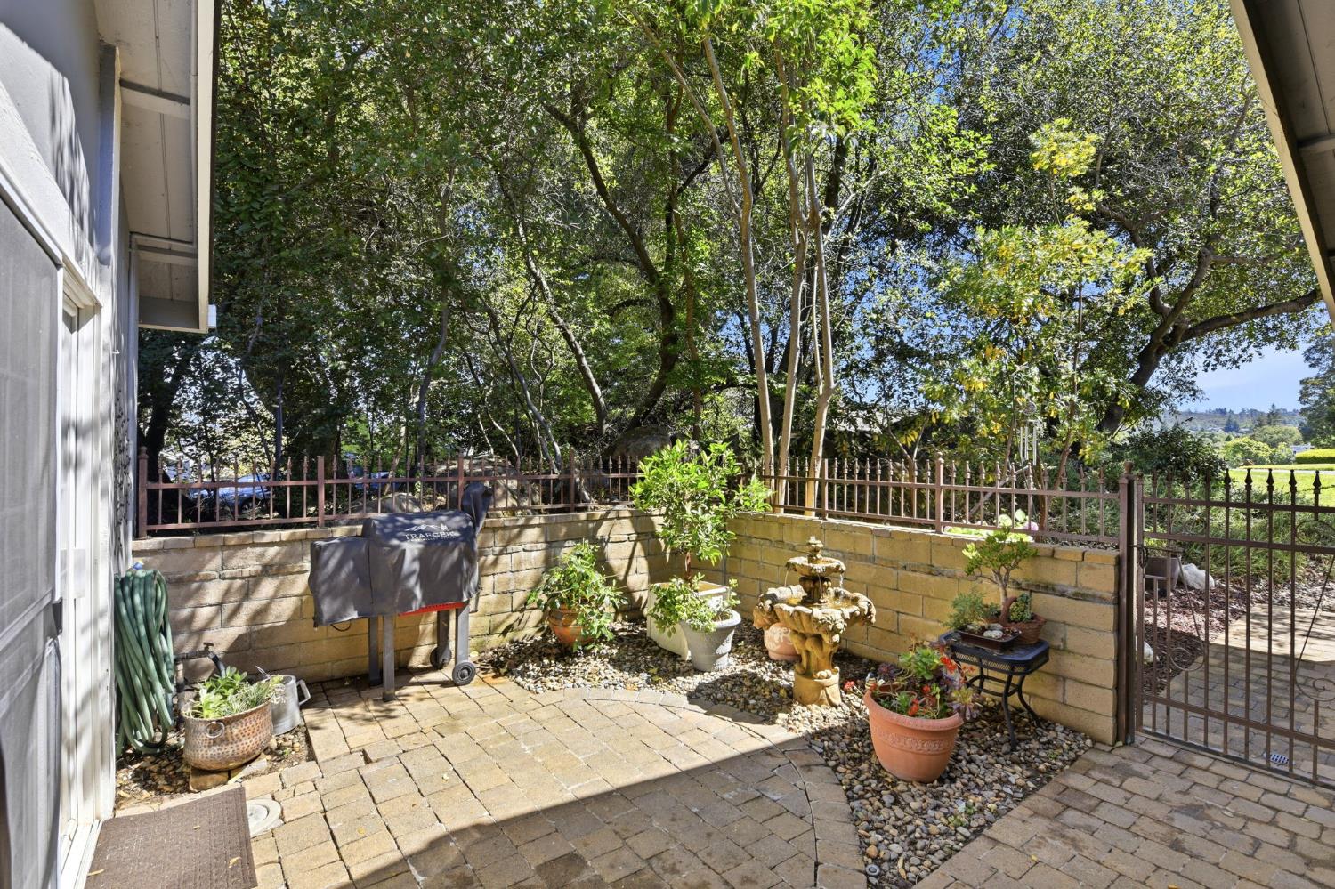 3266 Amethyst Drive