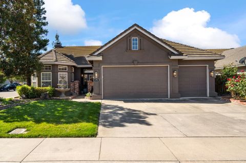2920 Heritage Oak Way, Lodi, CA 95242 - MLS#: 225058954