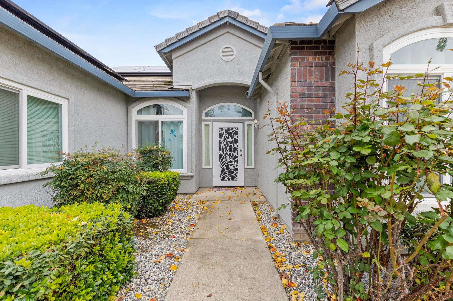 1090 Portola Valley Road