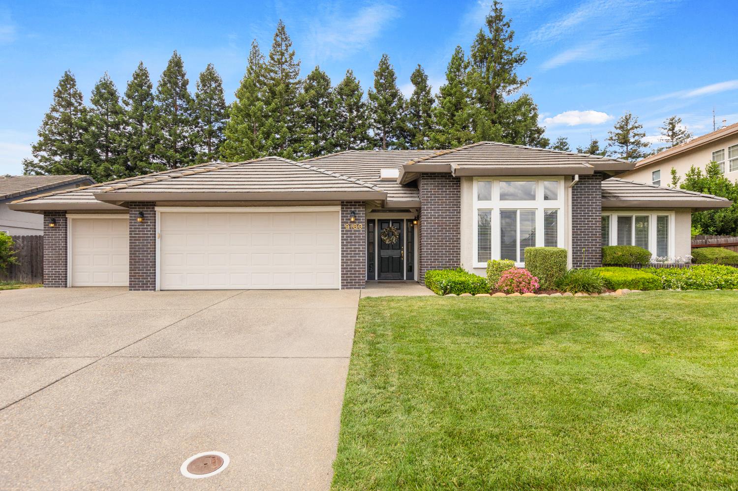 9180 Quail Cove Drive