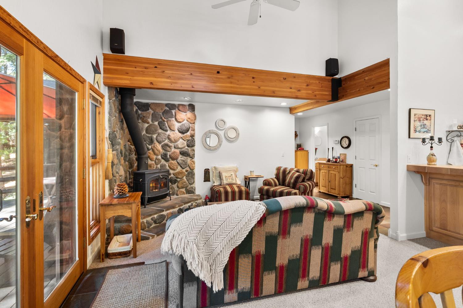 1518 Topanga Lane