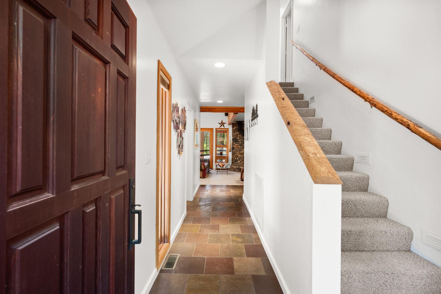 1518 Topanga Lane