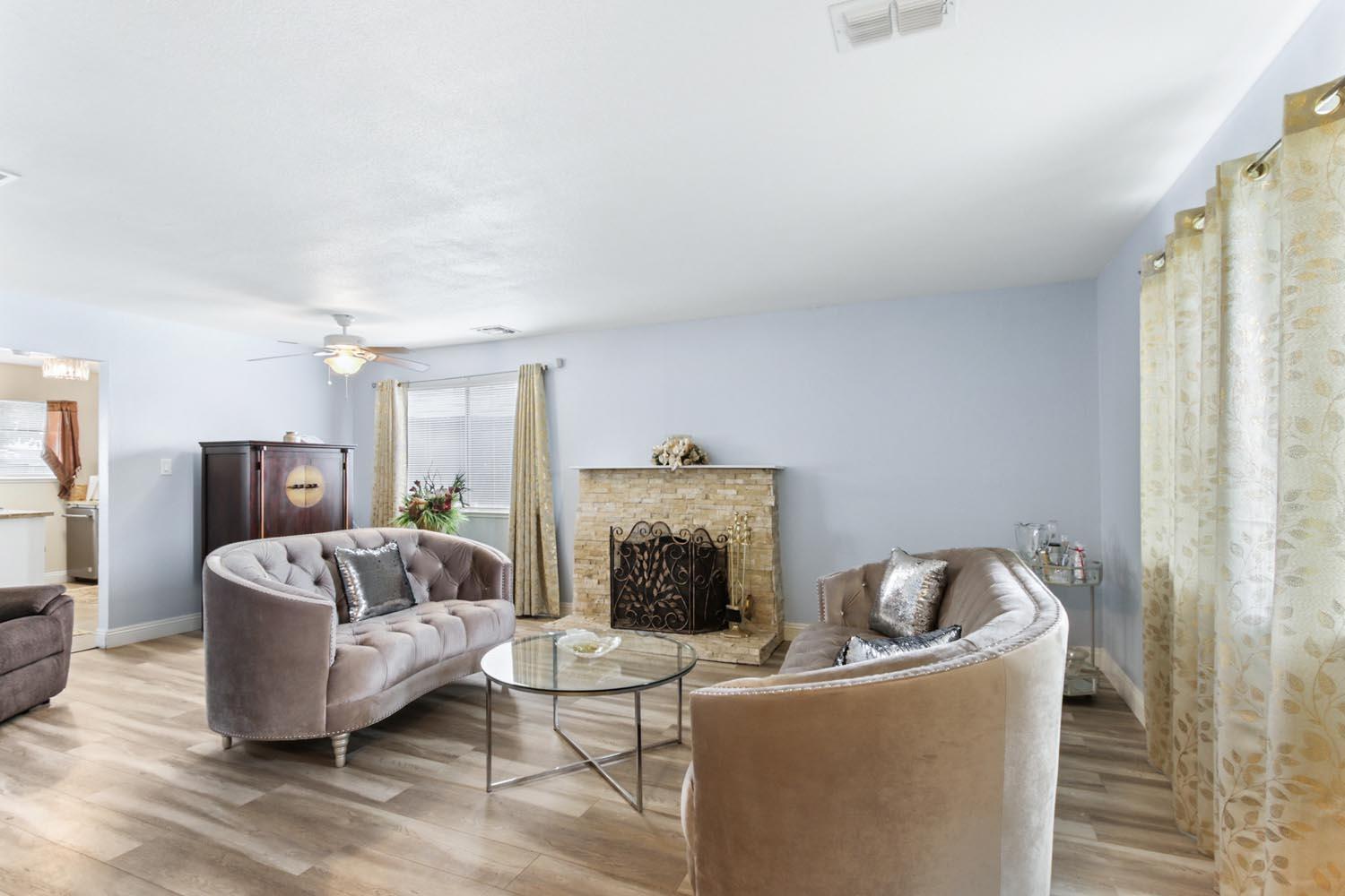 4032 Alta Lorraine Way