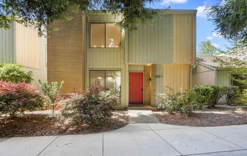 203 Elmhurst Circle Sacramento CA 95825
