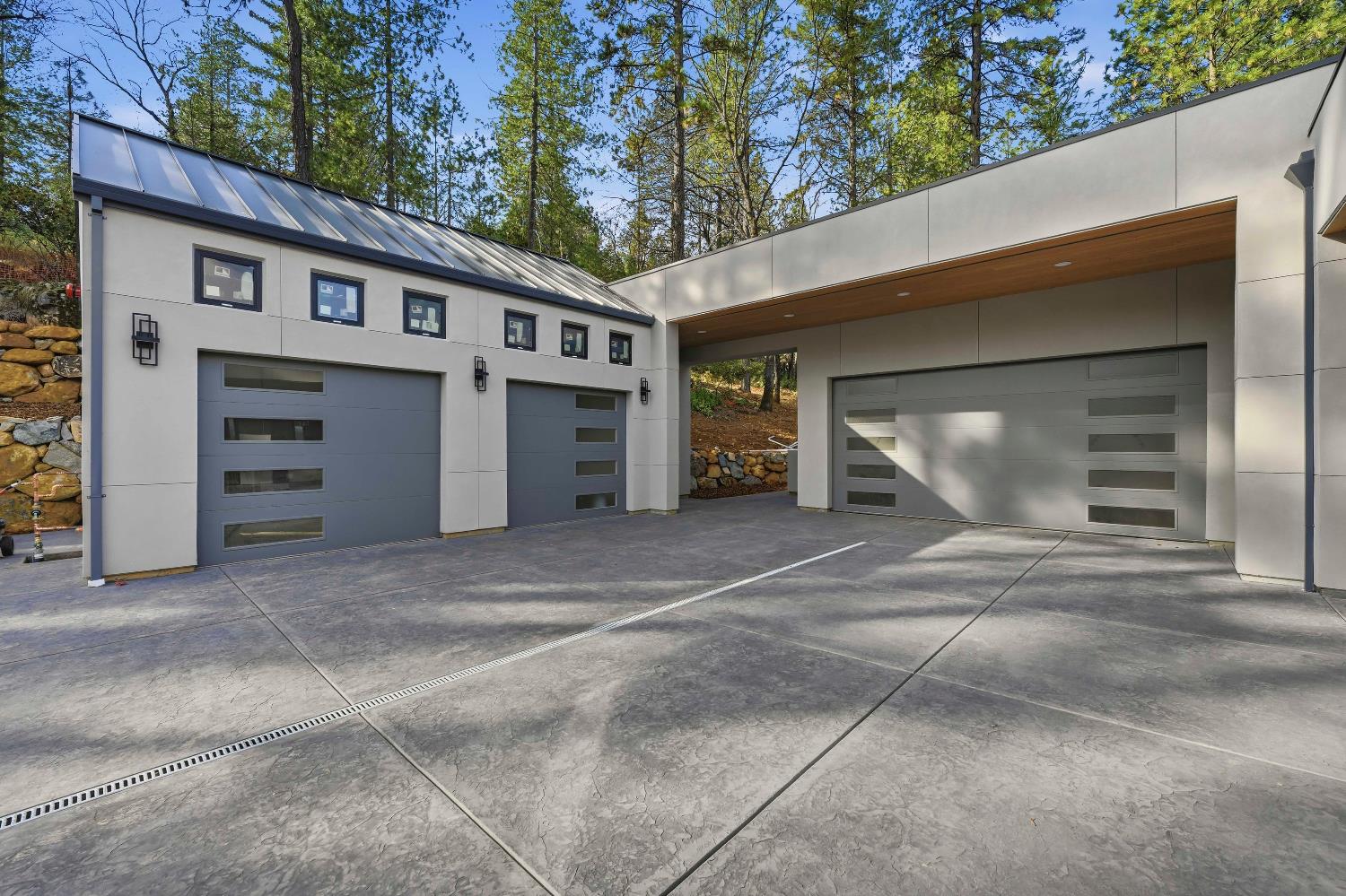 15050 Grand Knoll Drive