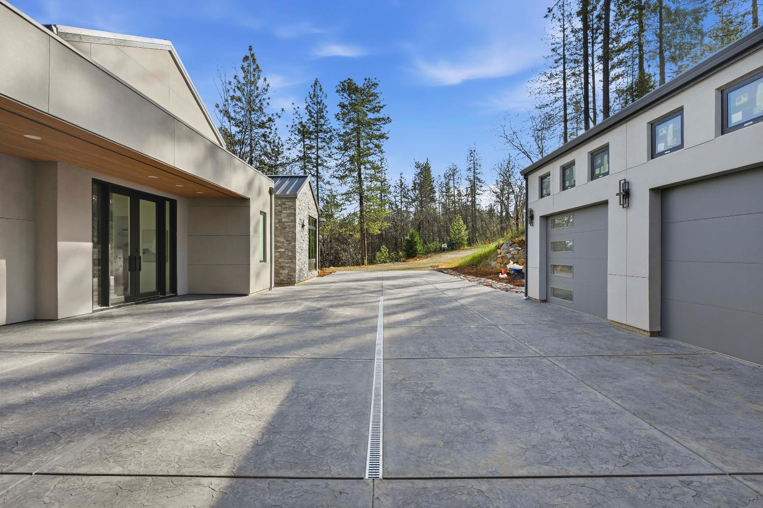 15050 Grand Knoll Drive