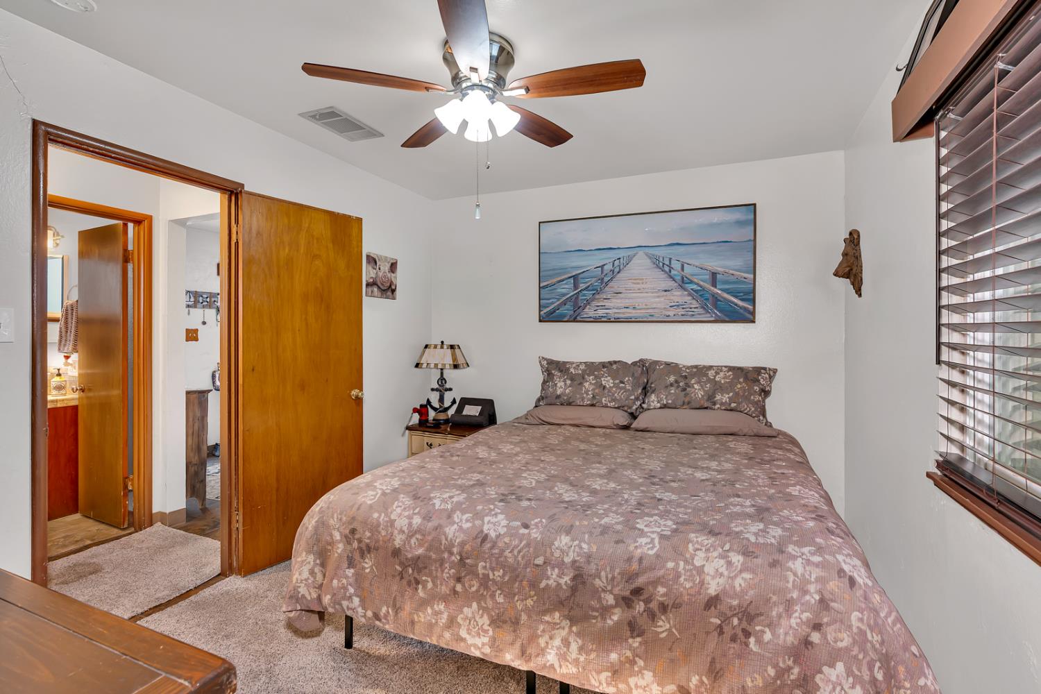 Los Banos, California 93635, United States, 3 Bedrooms Bedrooms, ,2 BathroomsBathrooms,Residential,Active,251508