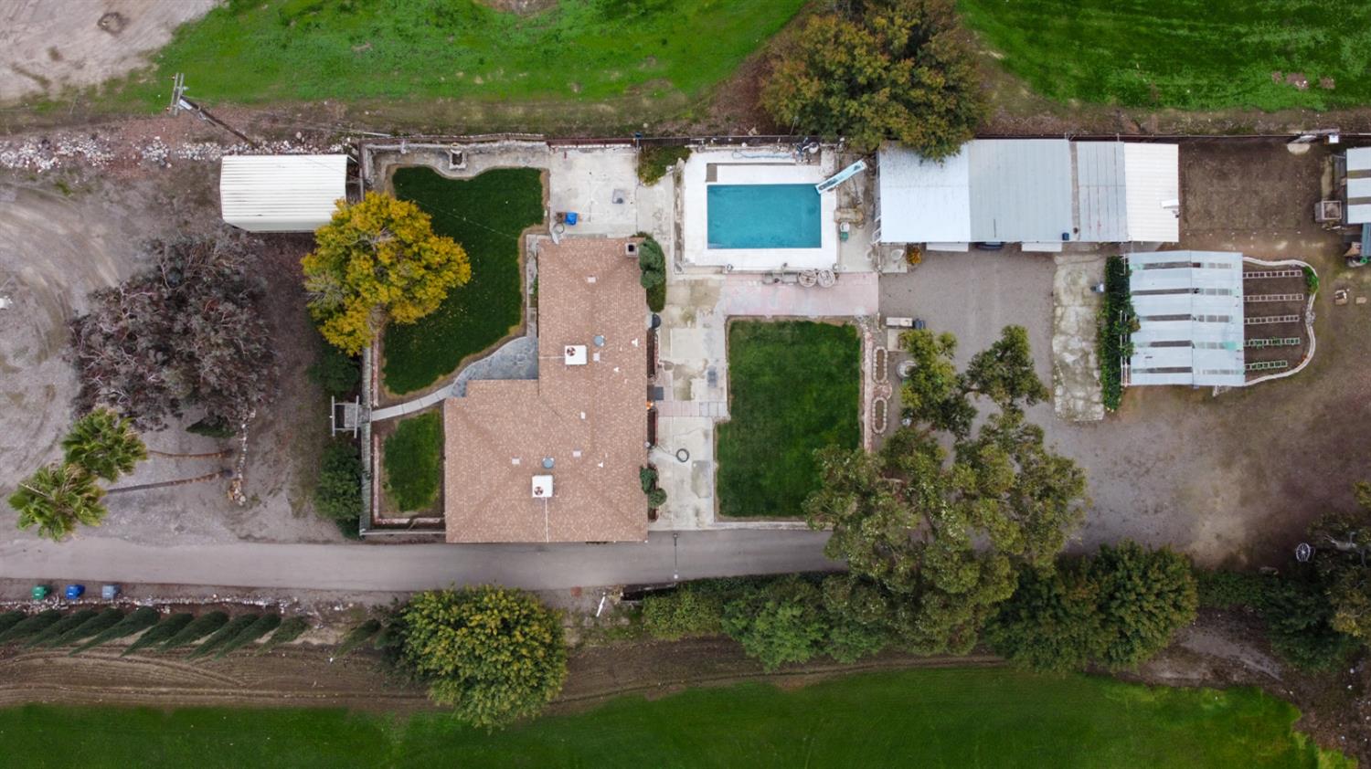 Los Banos, California 93635, United States, 3 Bedrooms Bedrooms, ,2 BathroomsBathrooms,Residential,Active,251508