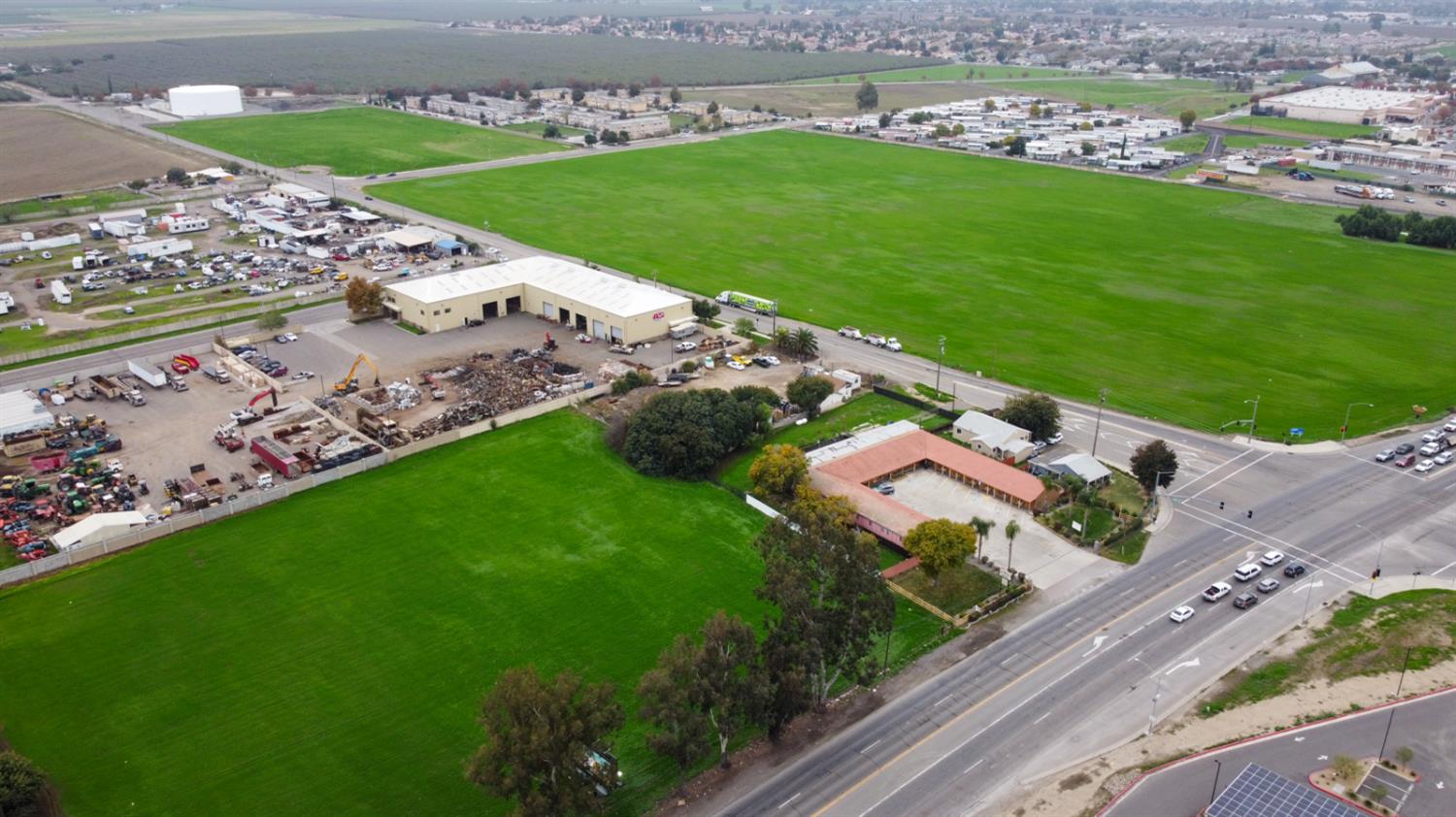 Los Banos, California 93635, United States, 3 Bedrooms Bedrooms, ,2 BathroomsBathrooms,Residential,Active,251508