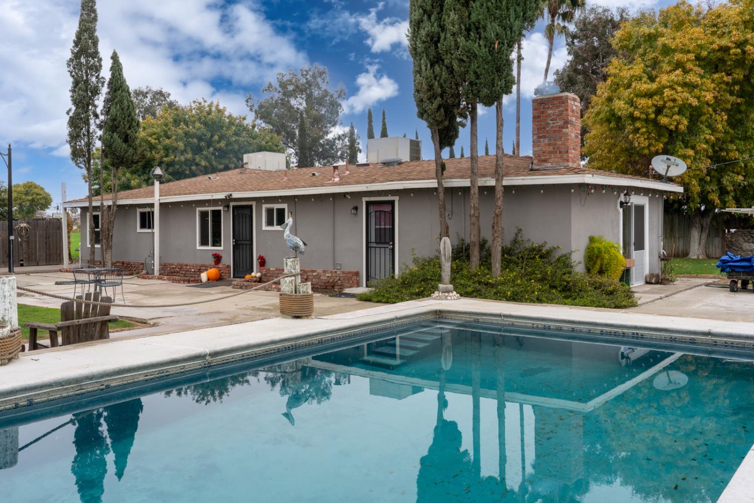 Los Banos, California 93635, United States, 3 Bedrooms Bedrooms, ,2 BathroomsBathrooms,Residential,Active,251508