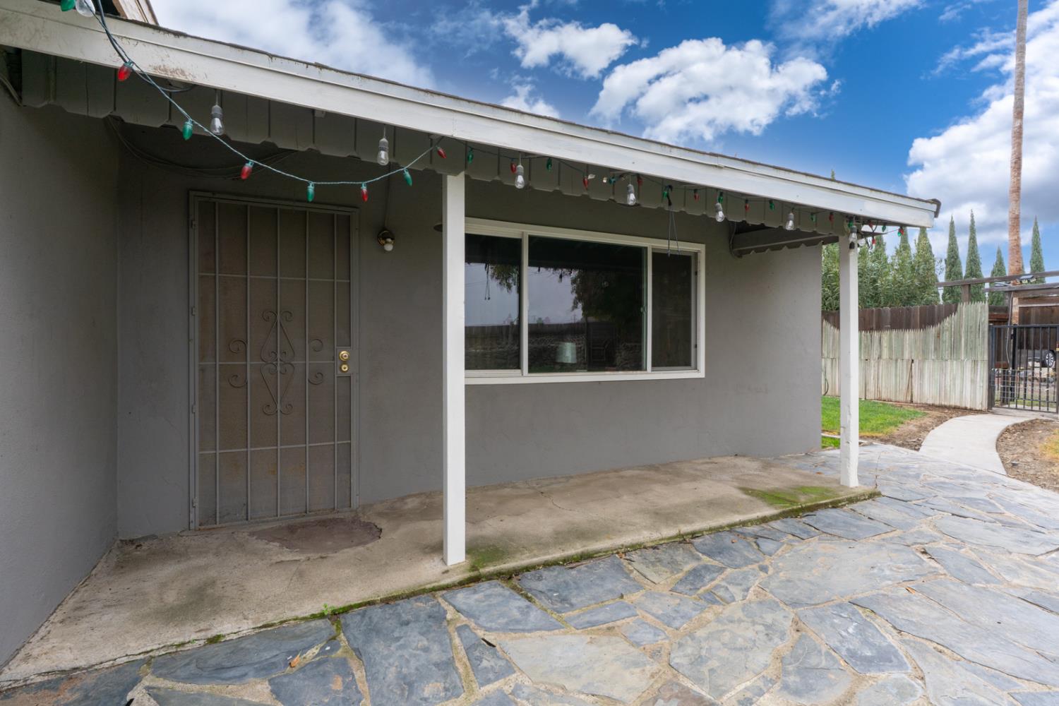 Los Banos, California 93635, United States, 3 Bedrooms Bedrooms, ,2 BathroomsBathrooms,Residential,Active,251508