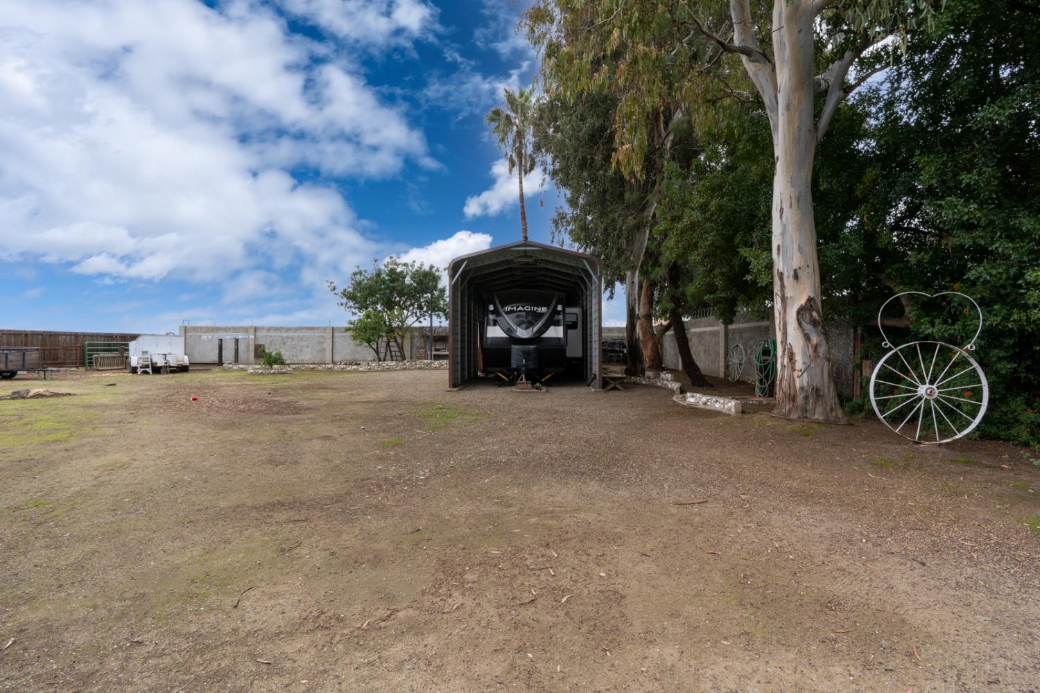 Los Banos, California 93635, United States, 3 Bedrooms Bedrooms, ,2 BathroomsBathrooms,Residential,Active,251508